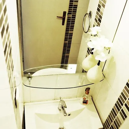 Saraj Apartman *